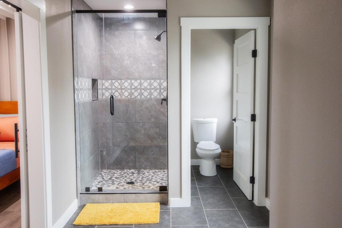 Family Casa Steps To Alamo Riverwalk Pkg Holiday home San Antonio